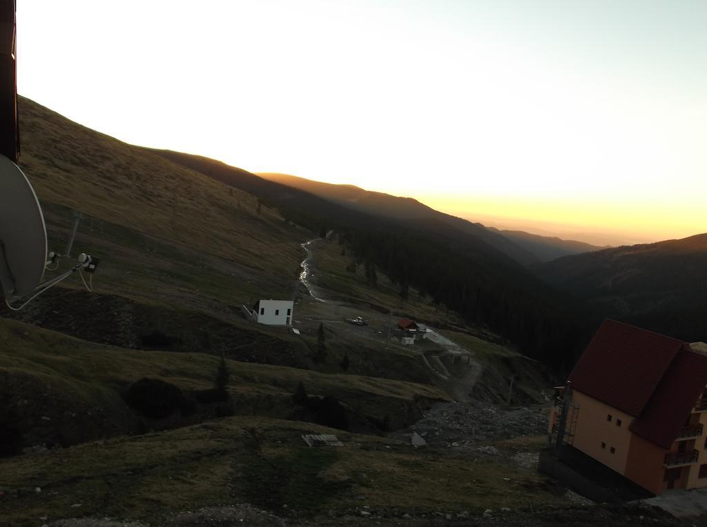 Cabana Transalpina Ranca Exteriör bild